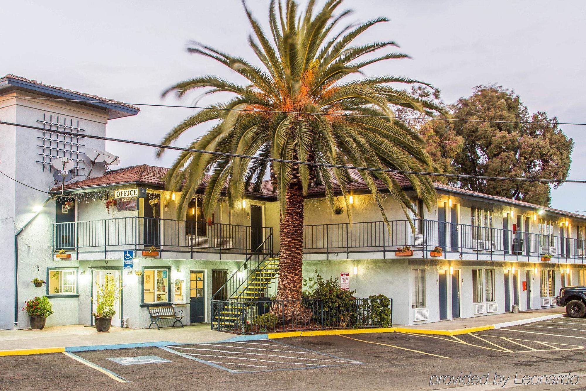 Rodeway Inn Vallejo Exterior photo