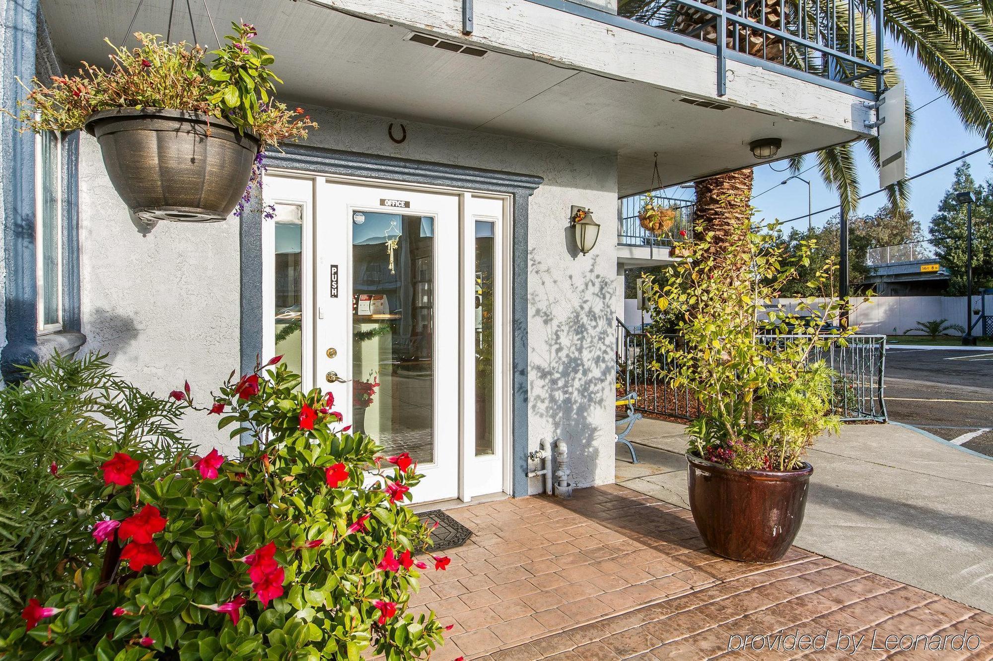 Rodeway Inn Vallejo Exterior photo